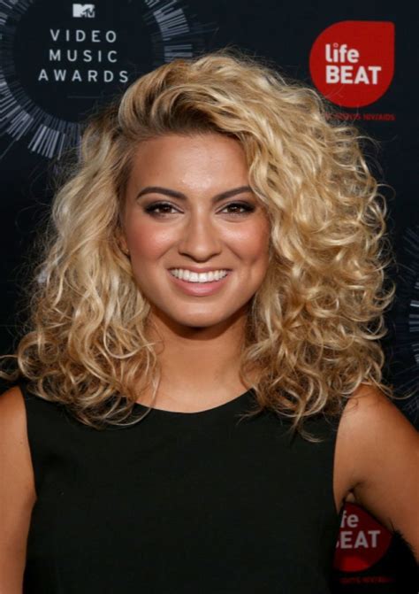 country singer curly hair|singer with curly hair female.